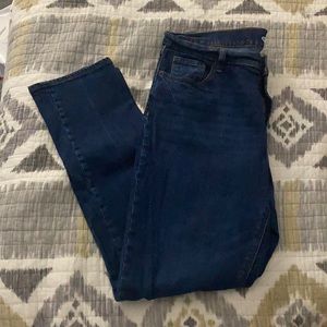 Old Navy Boyfriend Mid-Rise Jeans Size 10